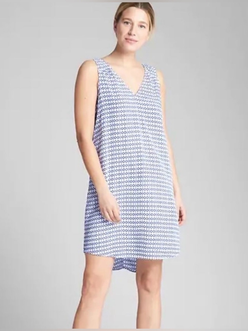 GAP Blue and White Sleeveless V-Neck Sundress Size XS PTP 17” EUC